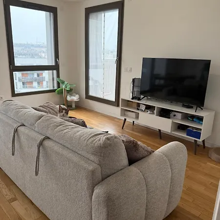 Rooftop Duplex With Terrace Overlooking The Eiffel Tower باريس