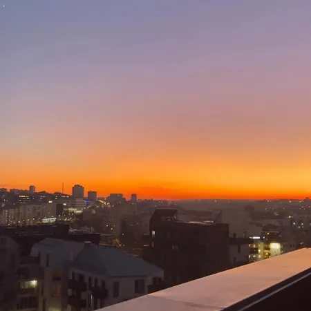Rooftop Duplex With Terrace Overlooking The Eiffel Tower شقة *