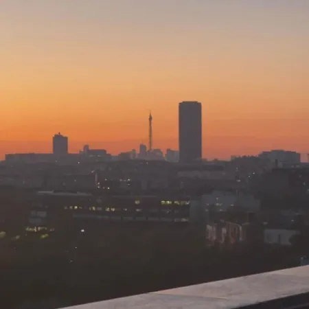 Rooftop Duplex With Terrace Overlooking The Eiffel Tower * باريس