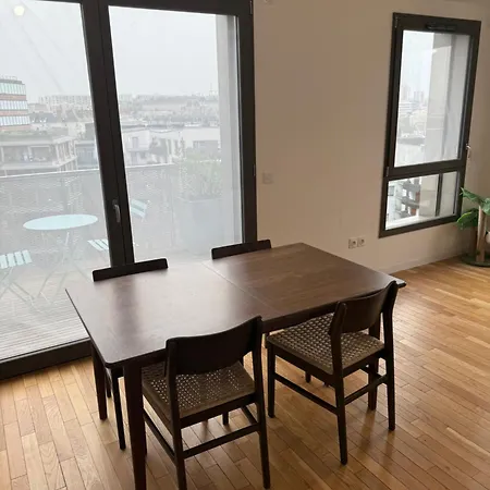 شقة Rooftop Duplex With Terrace Overlooking The Eiffel Tower *