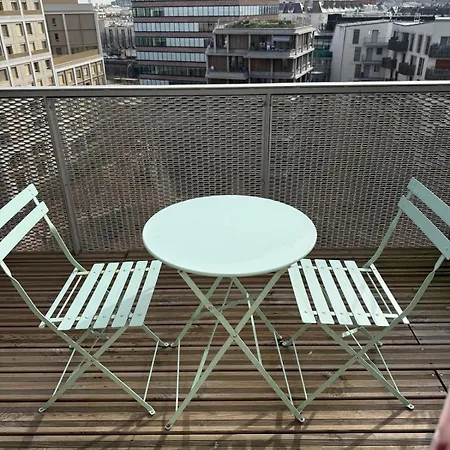 Apartman Rooftop Duplex With Terrace Overlooking The Eiffel Tower Párizs
