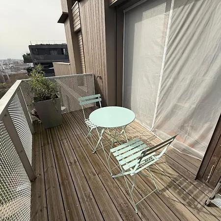 Rooftop Duplex With Terrace Overlooking The Eiffel Tower *