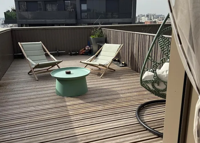Rooftop Duplex With Terrace Overlooking The Eiffel Tower شقة