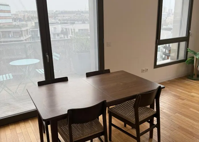 شقة Rooftop Duplex With Terrace Overlooking The Eiffel Tower *