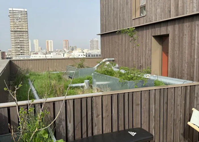 Rooftop Duplex With Terrace Overlooking The Eiffel Tower شقة *